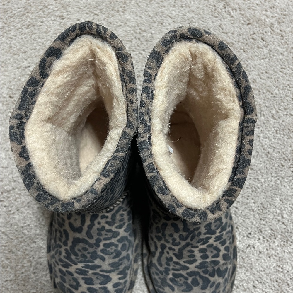 BearPaw leopard print boots - Picture 5 of 6